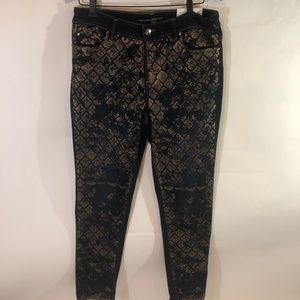 Chico's The Platinum Jegging 1 (8) New